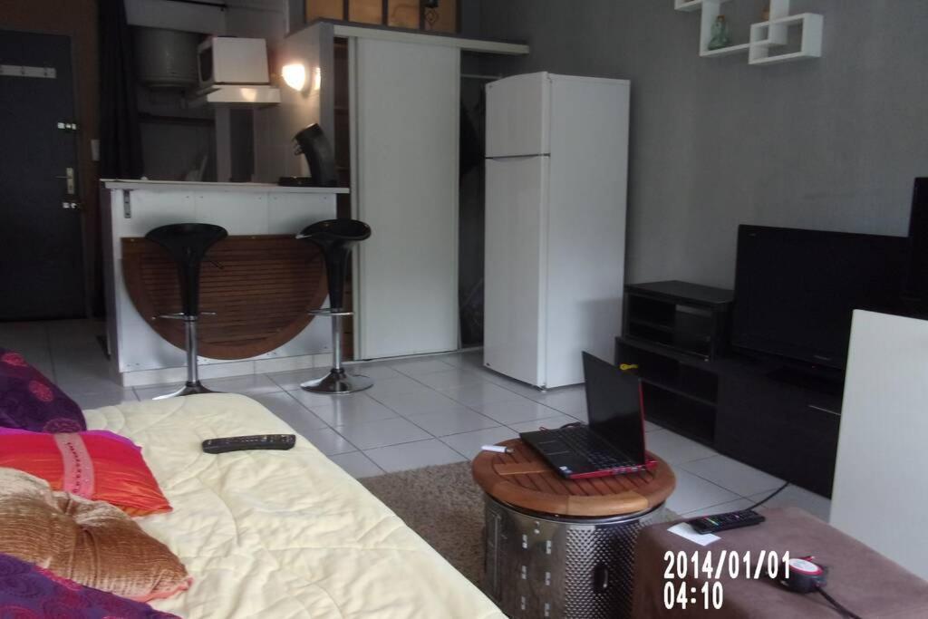 Studio Meuble Ensoleille Fibre Bouygues Ним Экстерьер фото
